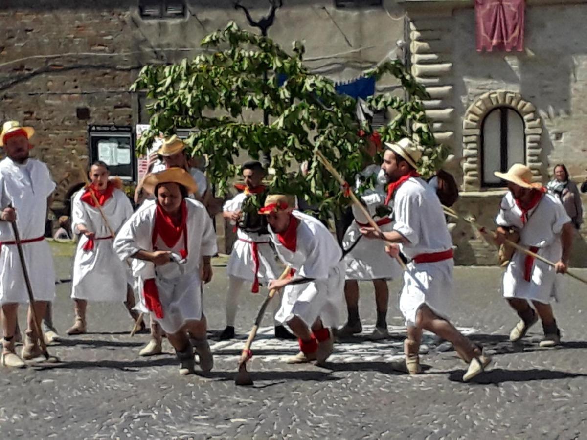 La Rosa Scarlatta Monterubbiano Екстер'єр фото